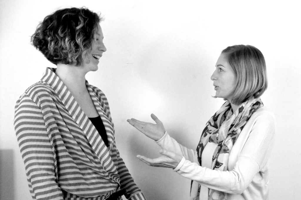 Anna Drexler and Sophie Horak talking face to face